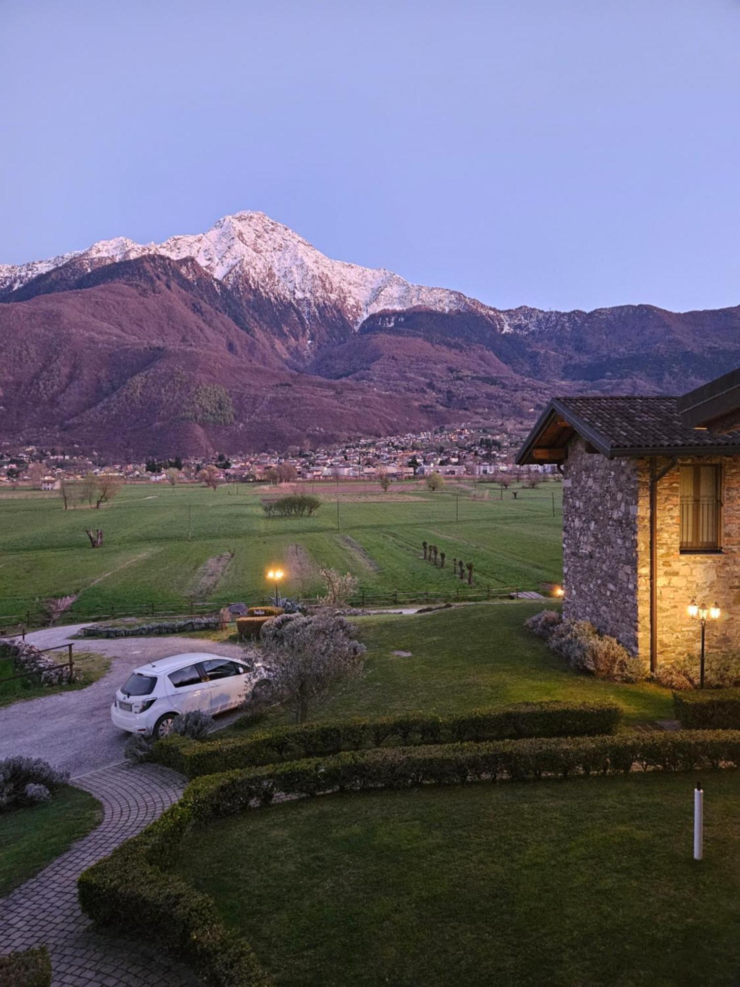 Borgo Erbiola Villa Colico Exterior photo